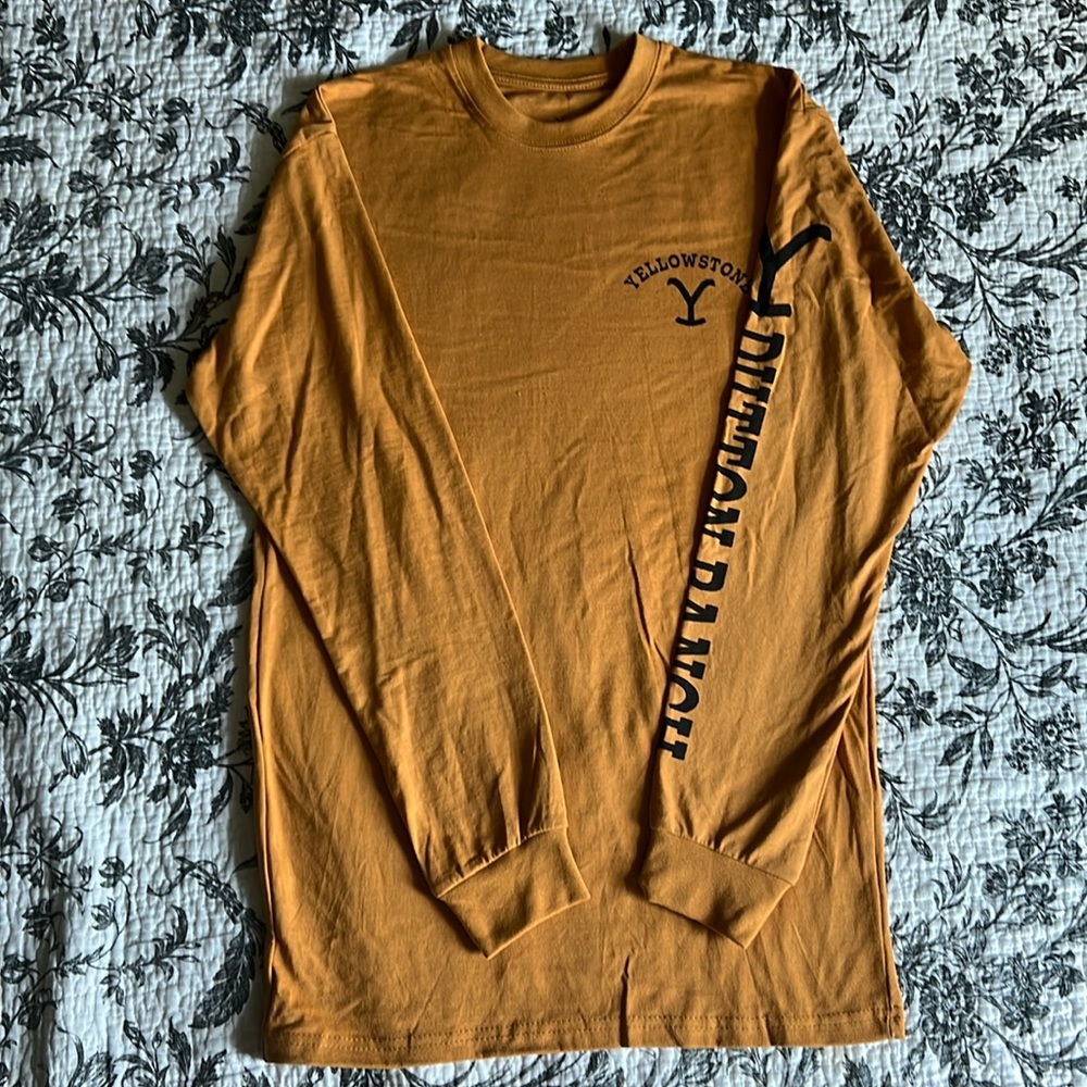 Yellowstone Long Sleeve NWOT